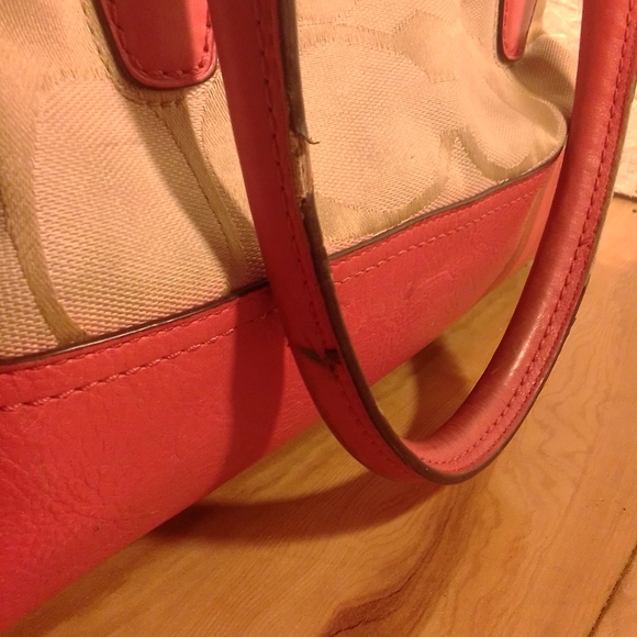 Coach Handbag - Picture 8 of 10